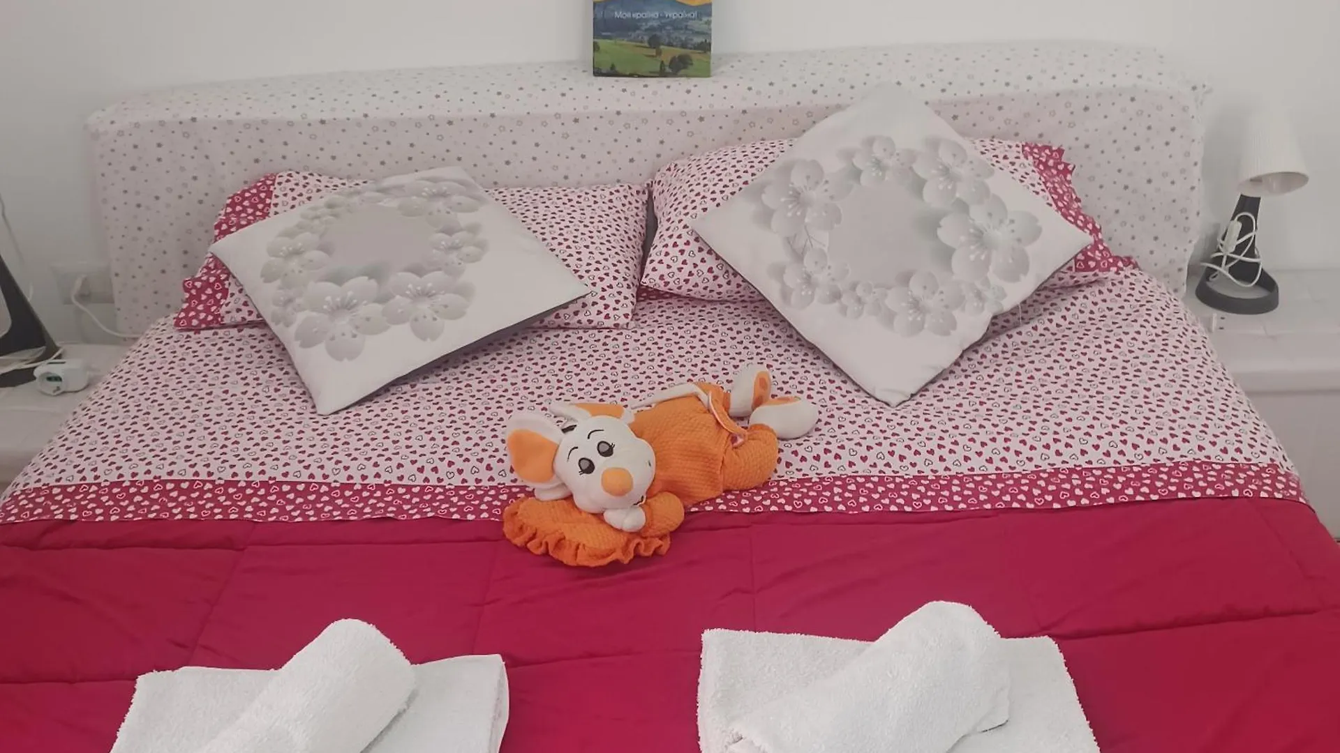B&B Appartamenti Napoli 2*, نابولي