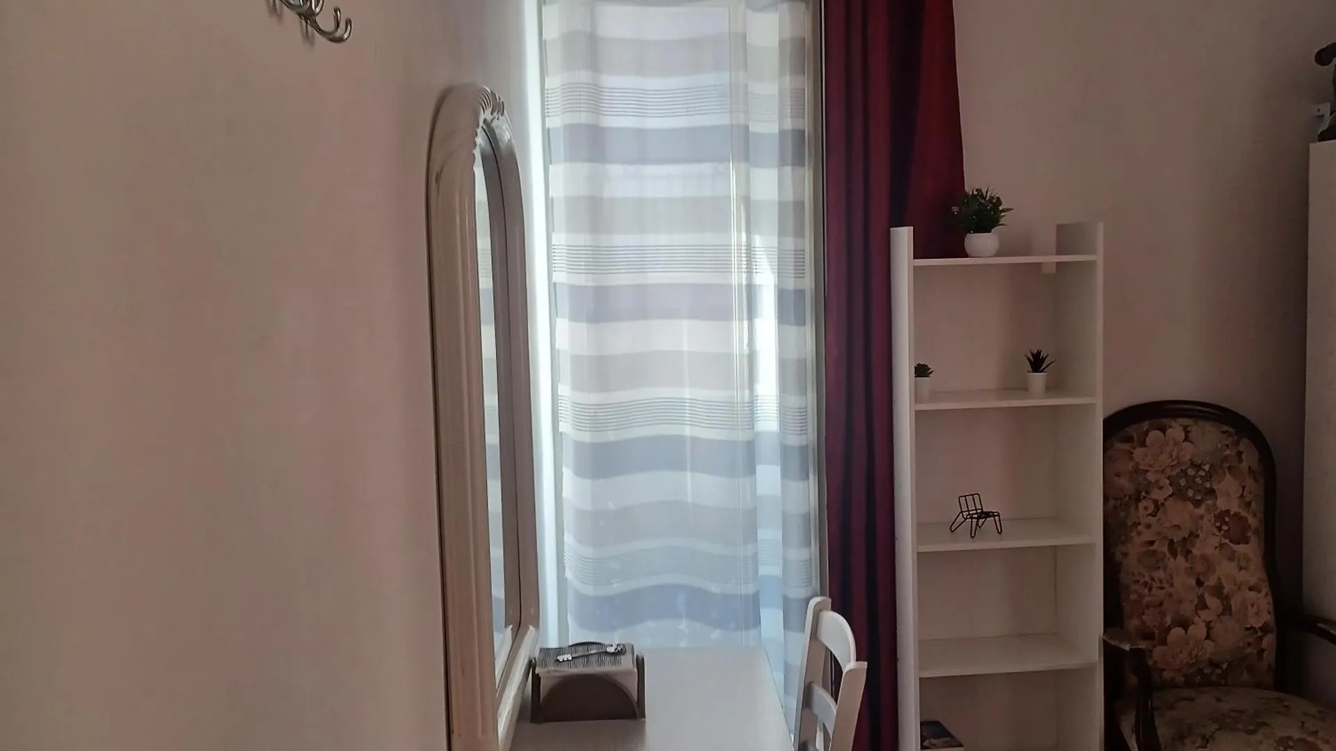 ** فندق مبيت وإفطار B&B Appartamenti Napoli إيطاليا