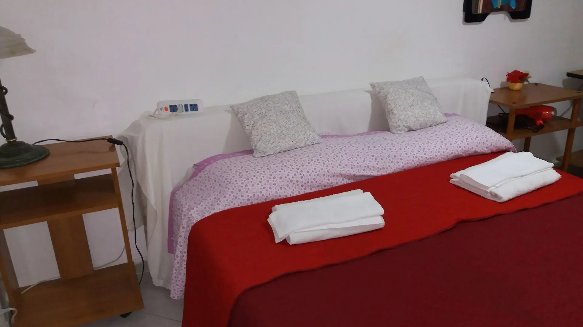B&B Appartamenti Napoli 2*, نابولي إيطاليا
