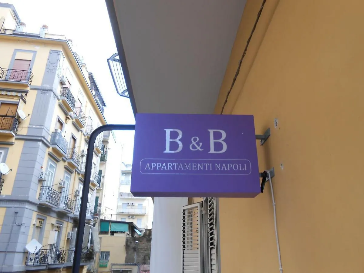 B&B Appartamenti Napoli 2*, نابولي إيطاليا